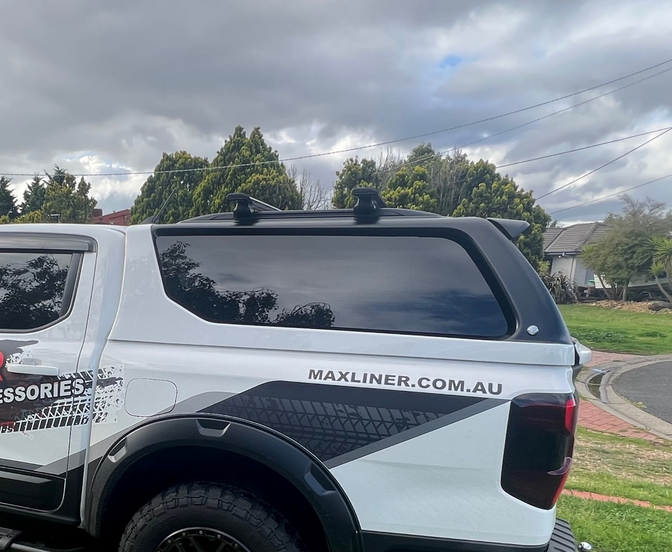 Maxliner Venture Canopy Clamp-on Cross Bar Kit