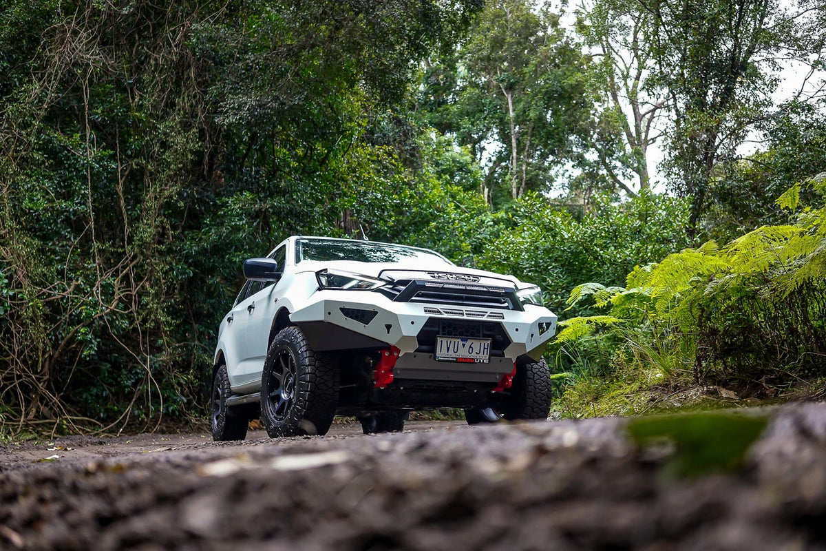 Predator Bull bar, Isuzu MUX 2021-2024