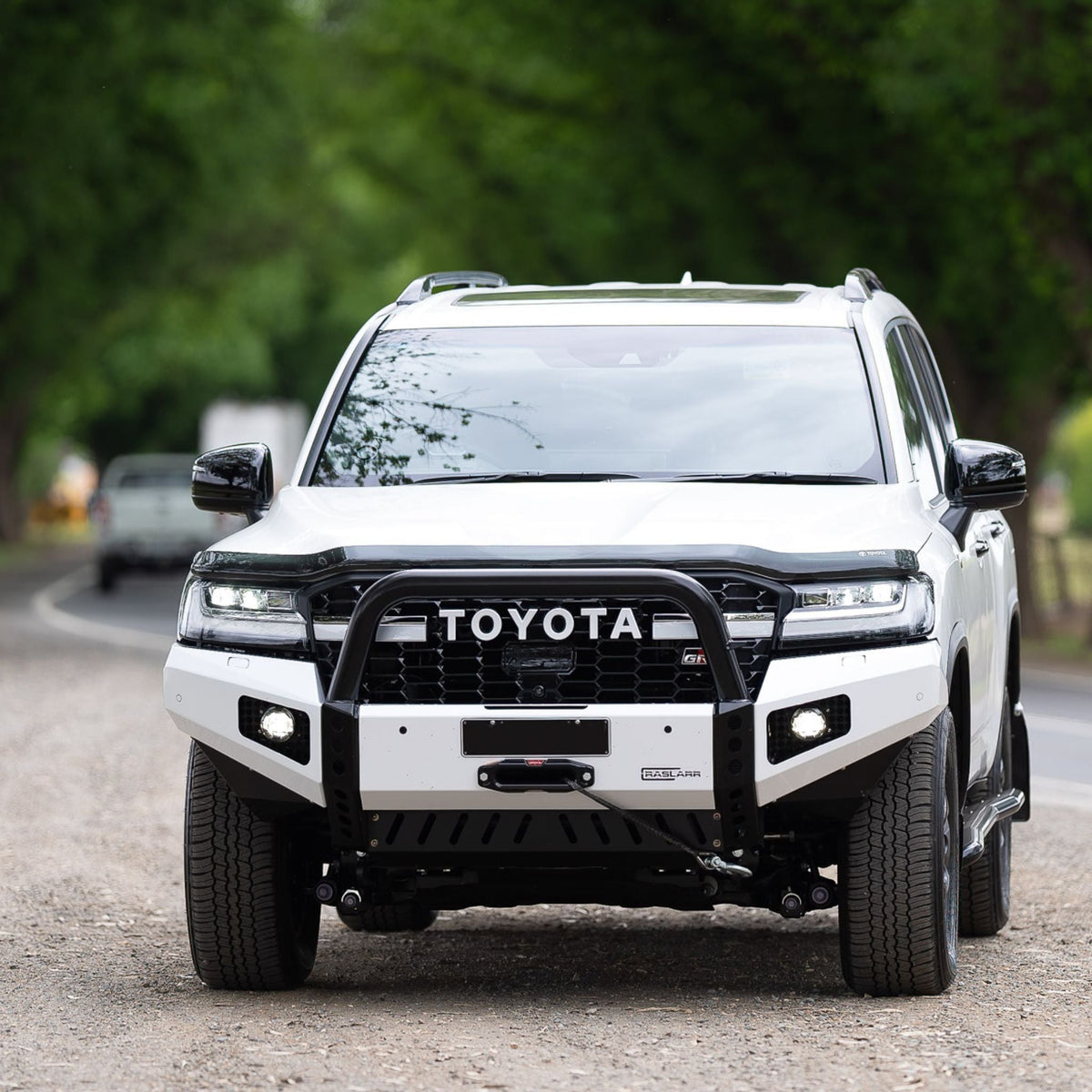 300 Series Toyota LandCruiser 3" Big Hoop Bull Bar - GX