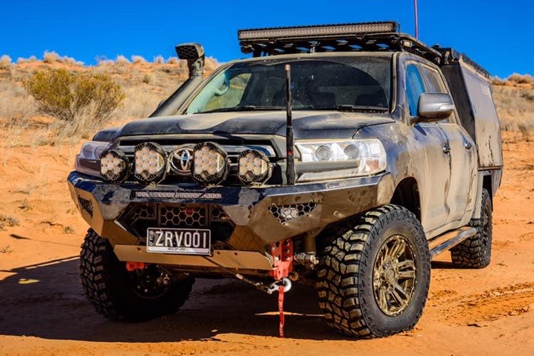 Offroad Animal - Predator Bull bar, To suit Toyota Land Cruiser 200 Series, 2015-2021