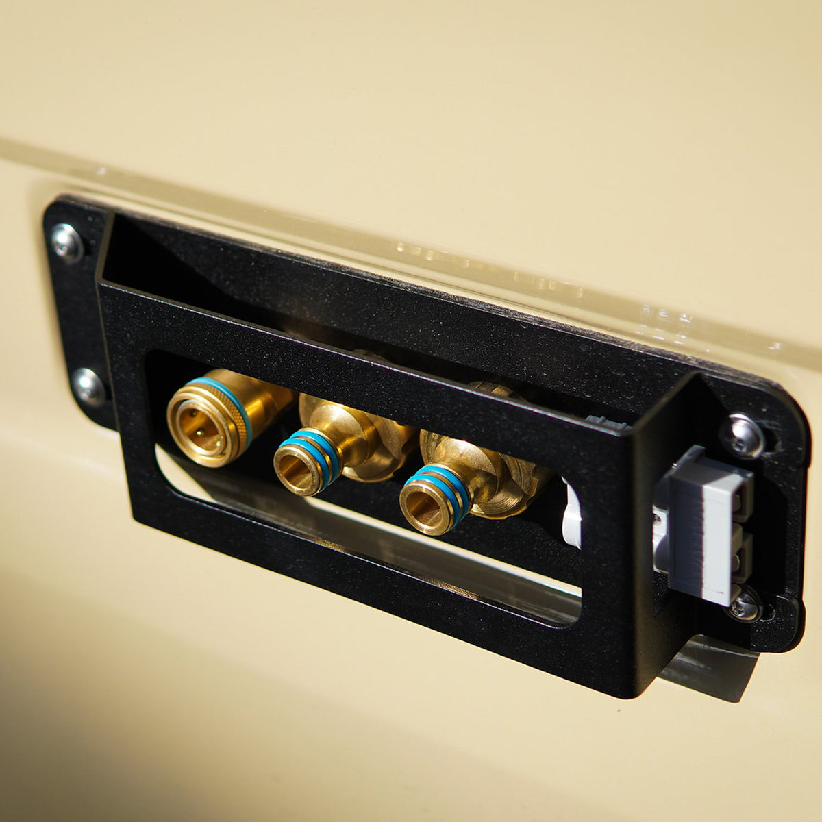 The Cruiser Company - 70 Series Utility Panel & Vent Cover