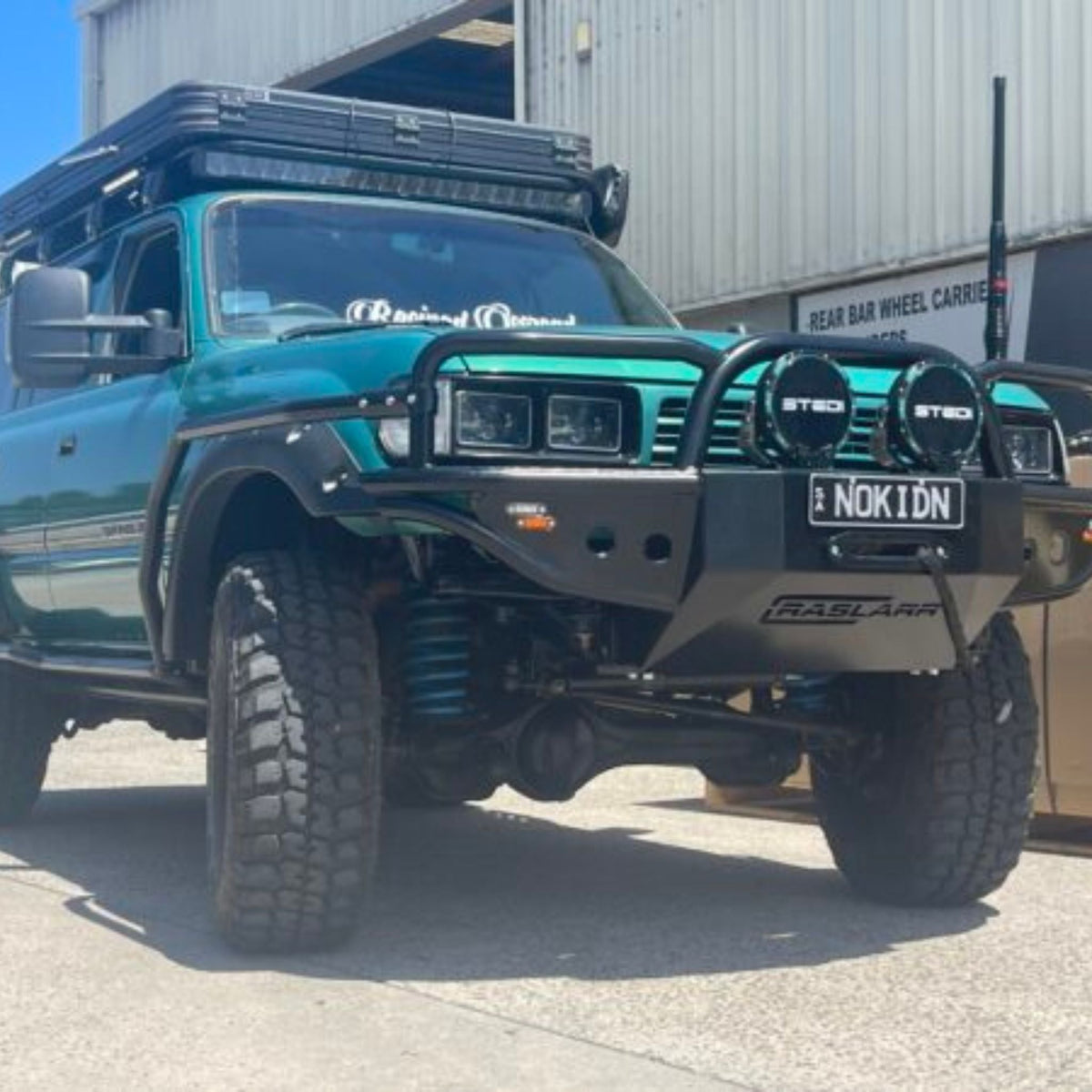 80 Series Toyota LandCruiser New Style Azza Bull Bar - 1996