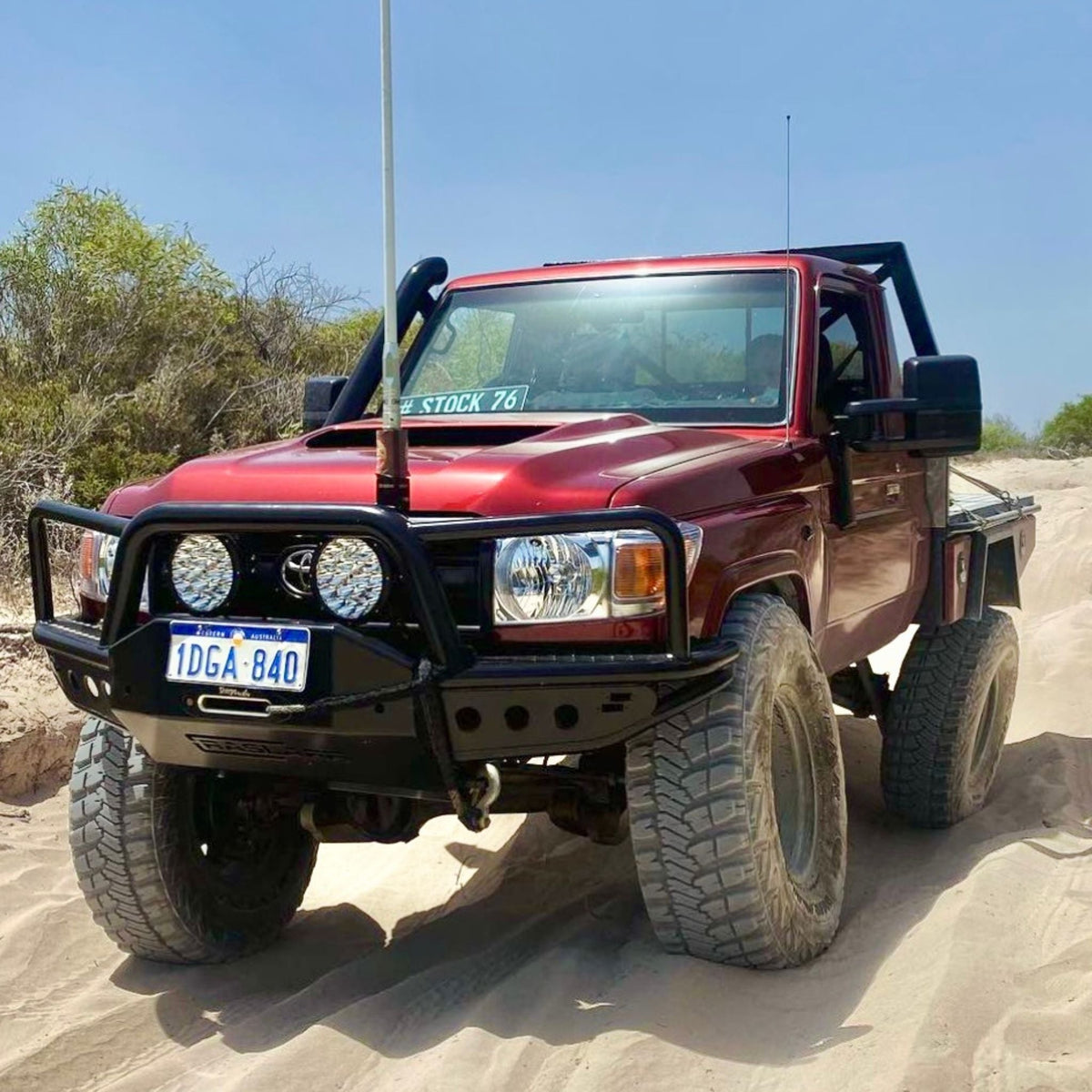 78 Series Troopcarrier Toyota LandCruiser Azza Bull Bar - Low Mount Winch / Angry Hoops