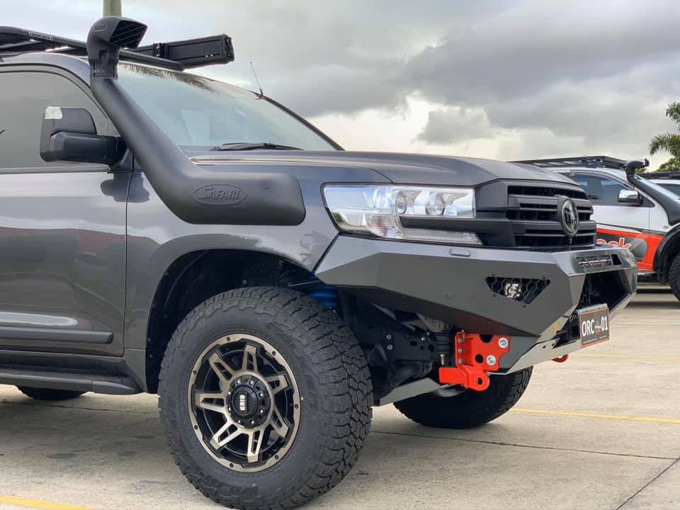 Offroad Animal - Predator Bull bar, To suit Toyota Land Cruiser 200 Series, 2015-2021
