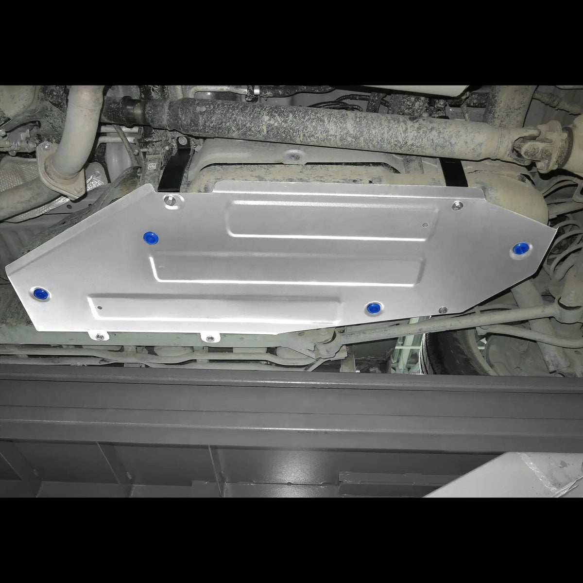 Aluminum Fuel Tank Bash Plate - Toyota LC200 2007-2021