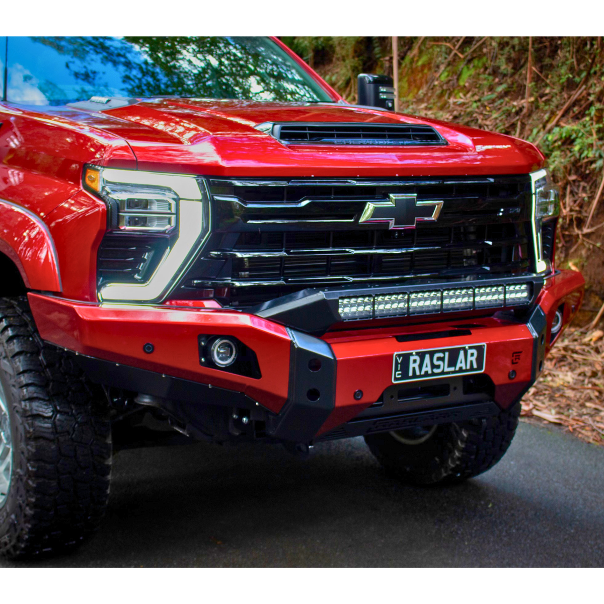 Chevrolet 2500 Silverado Winter Bull Bar - 2025 / 32" Stedi Light Bar: No