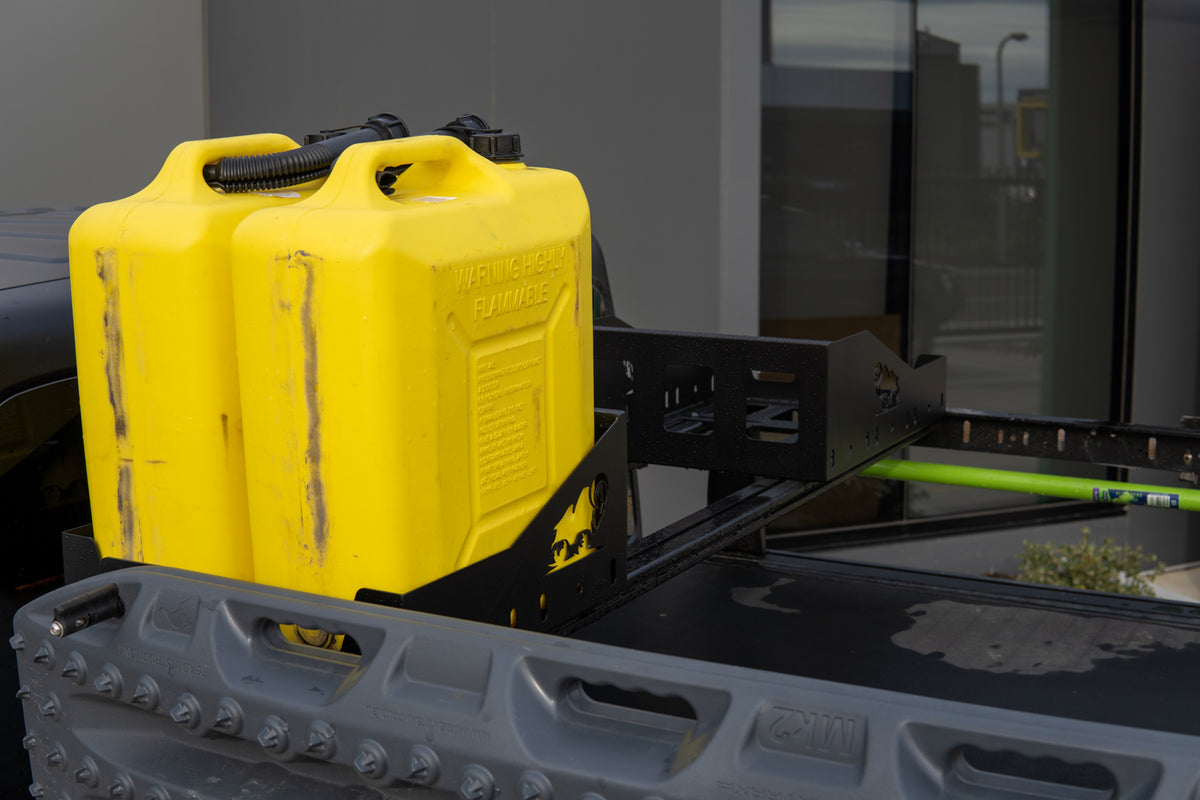 Offroad Animal - Dual Jerry Can Holder - Upright sit