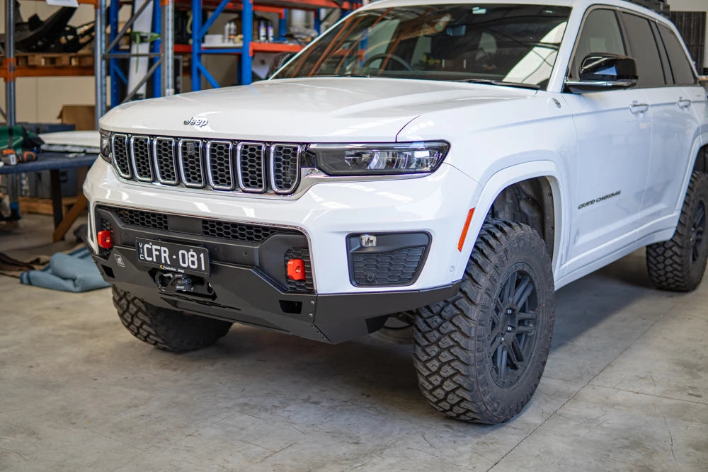 Pre Runner, Steel front bumper WL and L Grand Cherokee 2022 to current  Overland Only