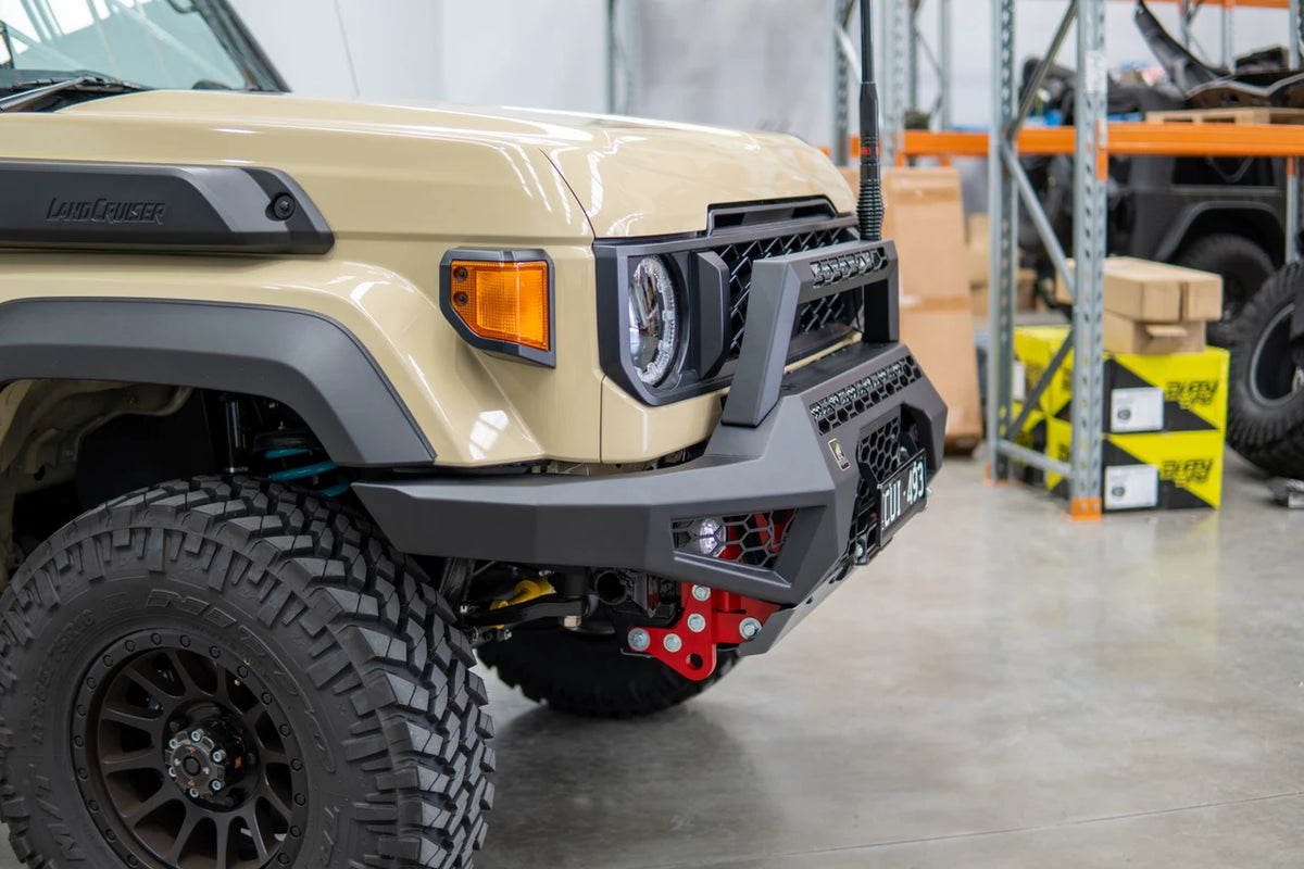 Offroad Animal - Predator Bull bar, Suitable for Toyota Land Cruiser (facelift) 76, 78, 79 Dual Cab, 2024 on