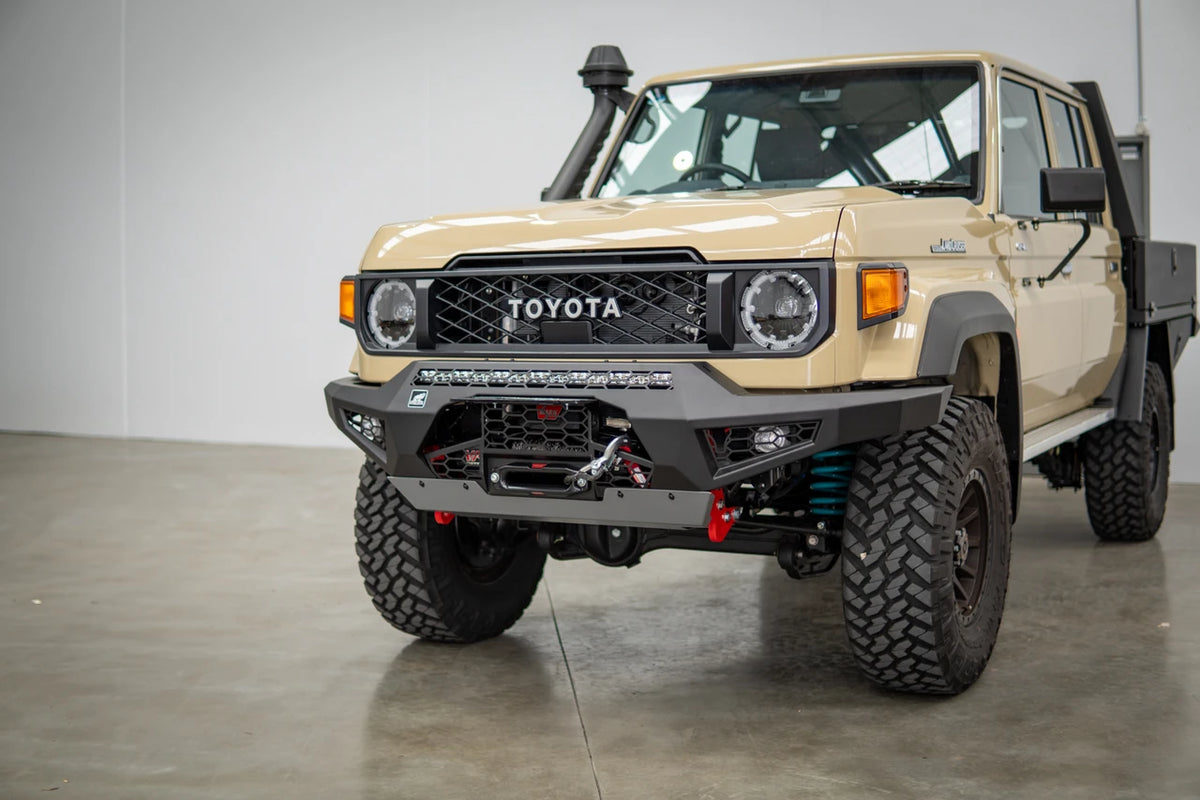 Offroad Animal - Predator Bull bar, Suitable for Toyota Land Cruiser (facelift) 76, 78, 79 Dual Cab, 2024 on