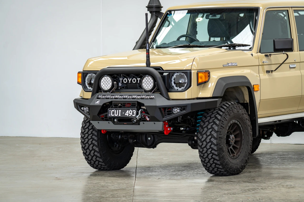 Offroad Animal - Predator Bull bar, Suitable for Toyota Land Cruiser (facelift) 76, 78, 79 Dual Cab, 2024 on