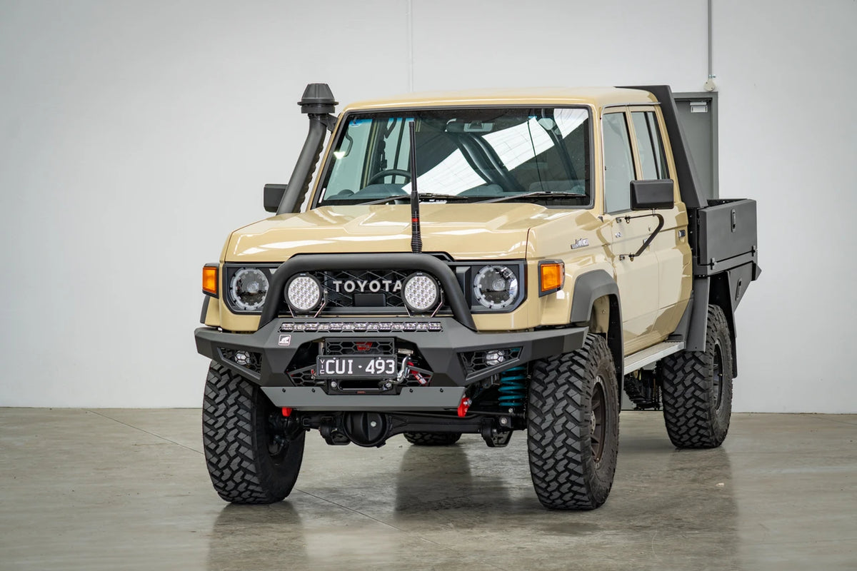 Offroad Animal - Predator Bull bar, Suitable for Toyota Land Cruiser (facelift) 76, 78, 79 Dual Cab, 2024 on
