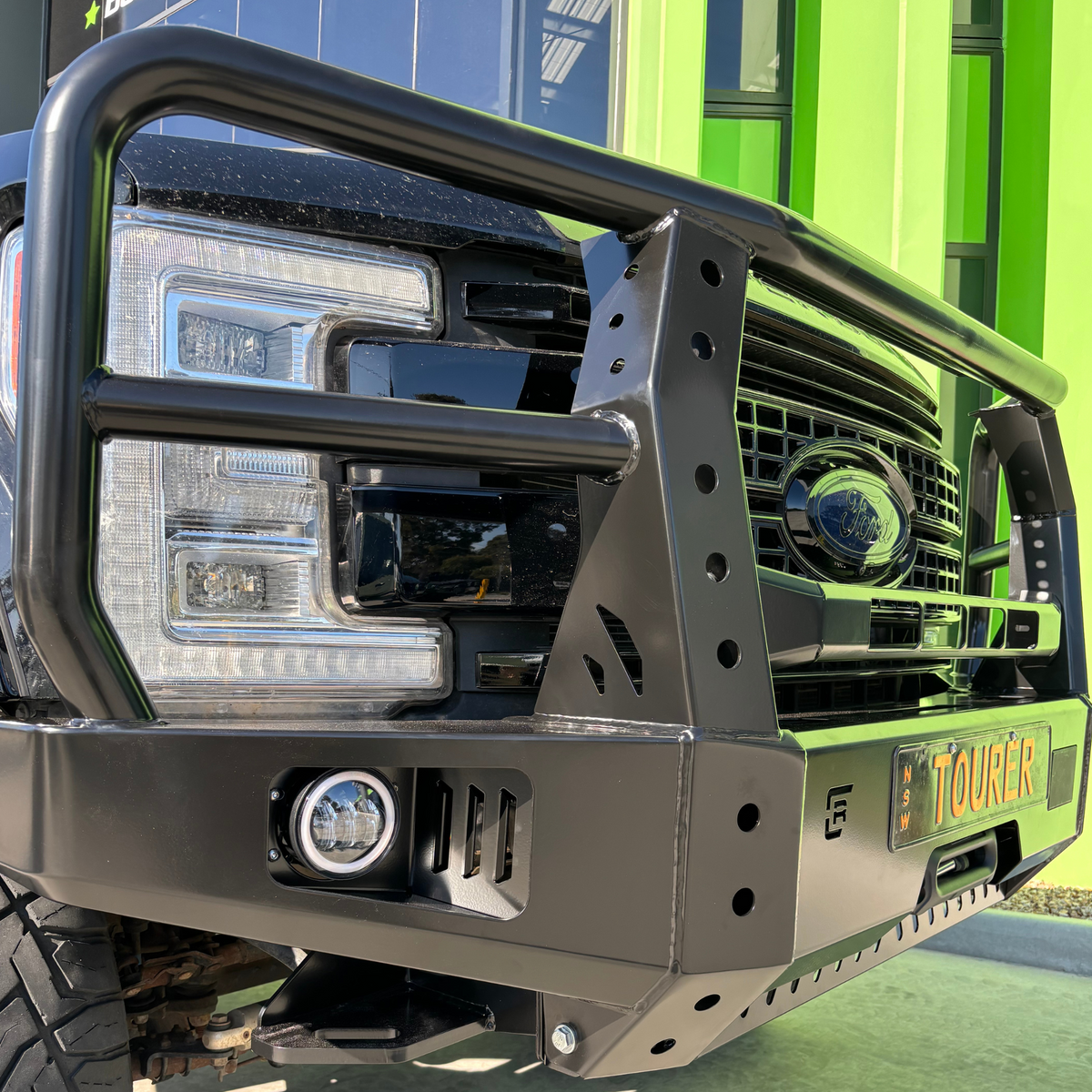 Ford F250 / F350 Dallas (Hooped) Bull Bar - F350 (2017-2022)