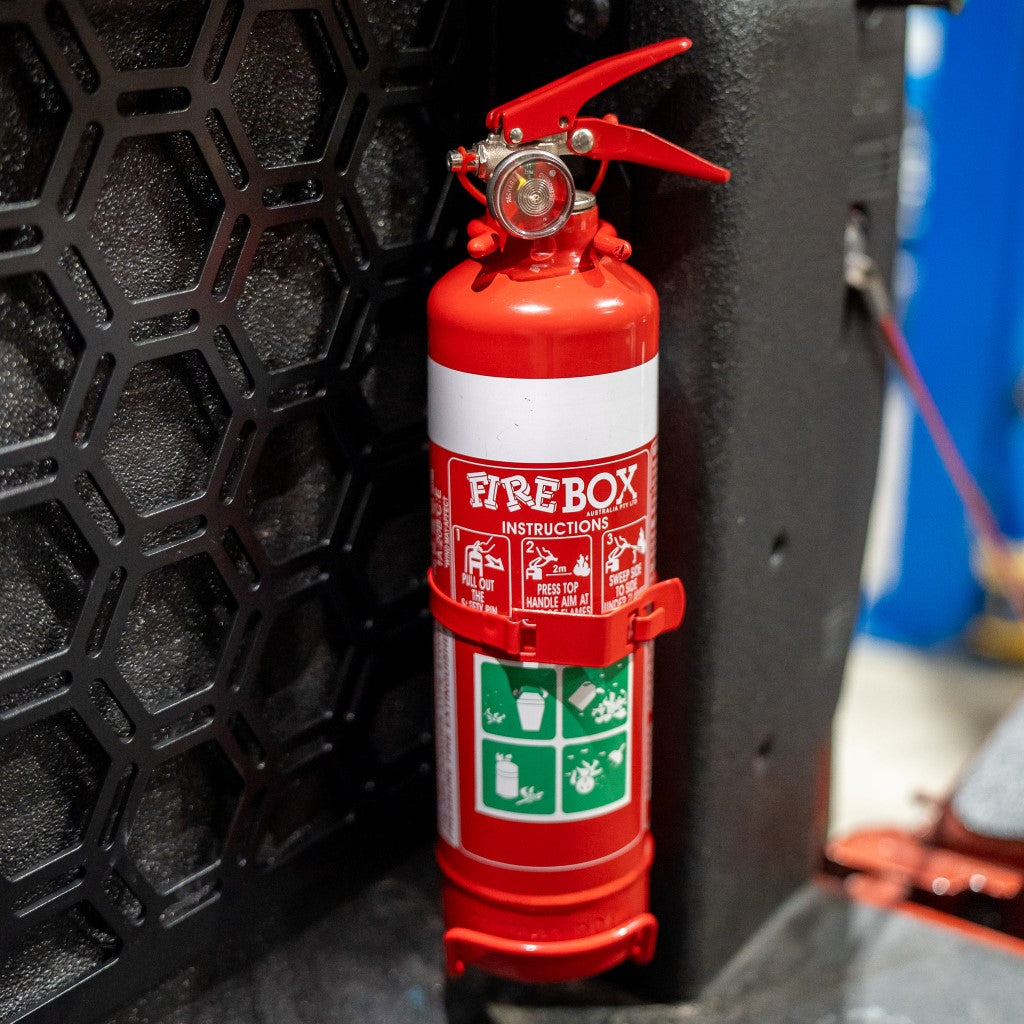 Vertical Tub Fire Extinguisher Bracket + 1kg Fire Extinguisher | VW Amarok 2023+