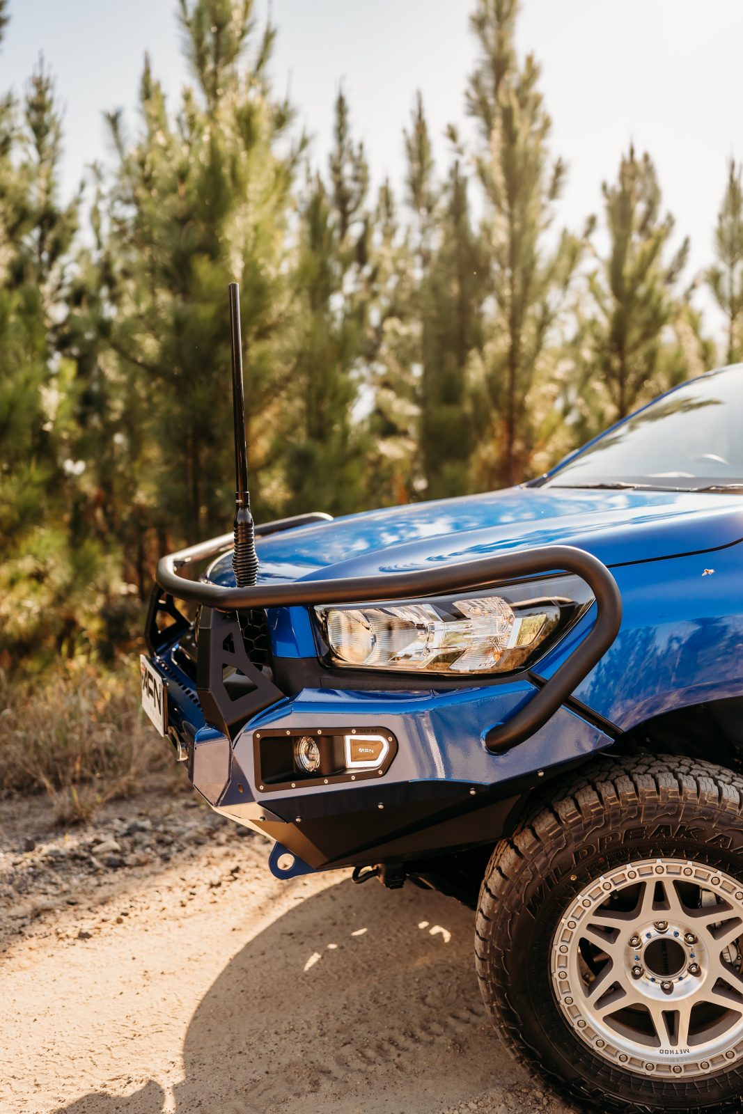 AFN Full Hooped Bull Bar - Toyota Hilux 2025 48V