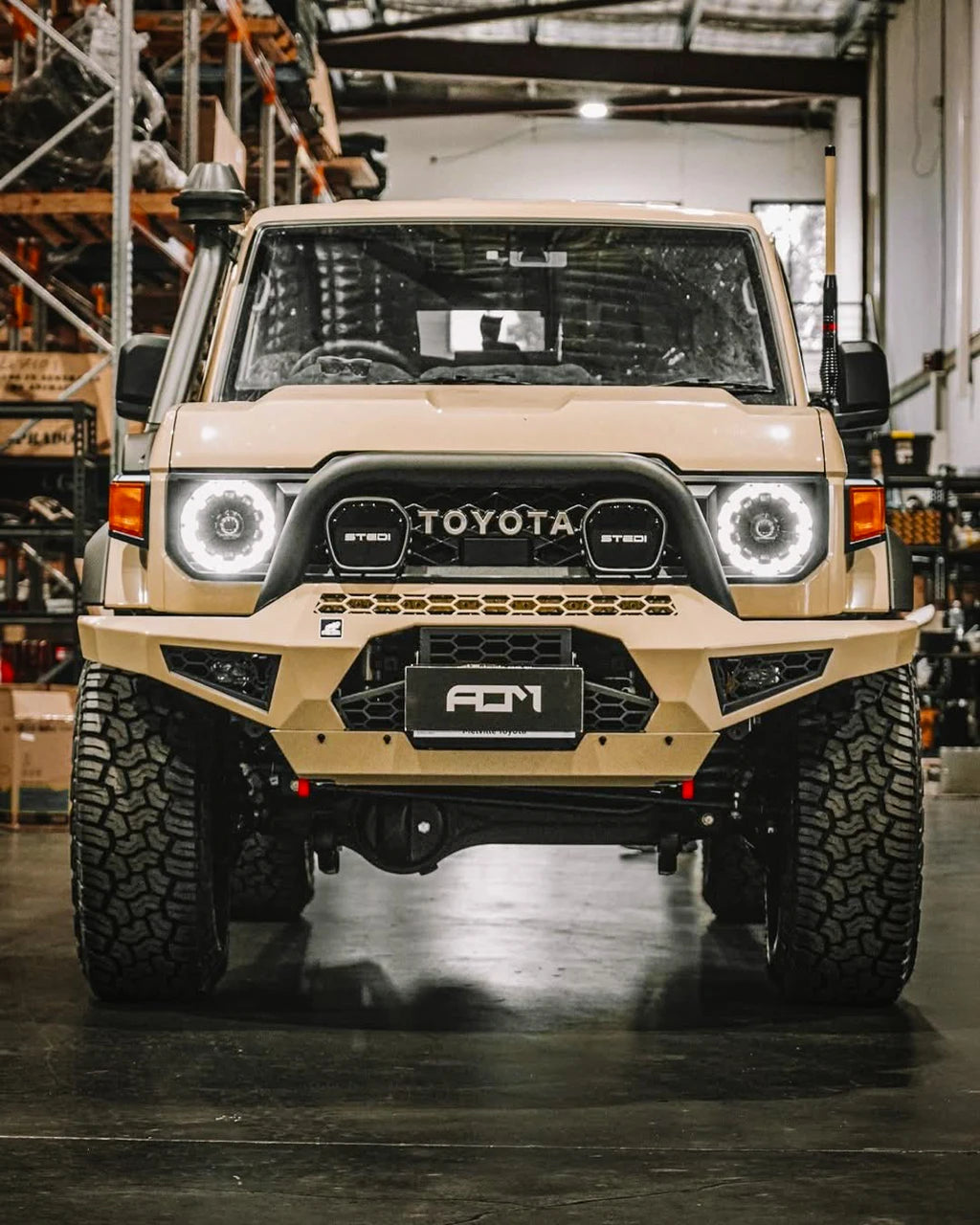 Offroad Animal - Predator Bull bar, Suitable for Toyota Land Cruiser (facelift) 76, 78, 79 Dual Cab, 2024 on