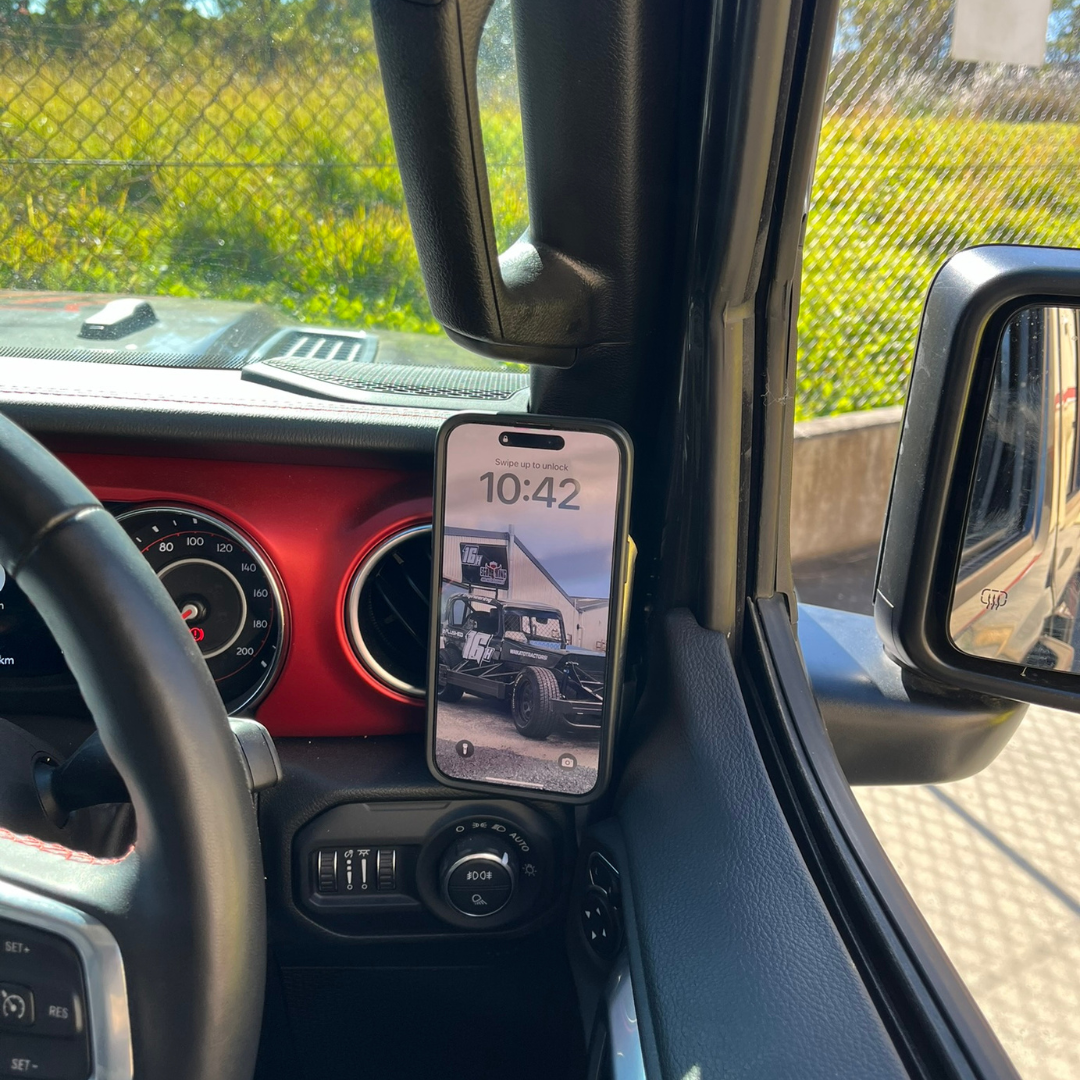 Jeep Gladiator Phone Mount