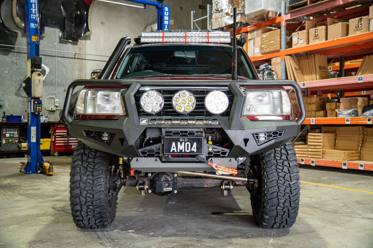 Toro bull bar to suit, Landcruiser 105 series 1998-2007