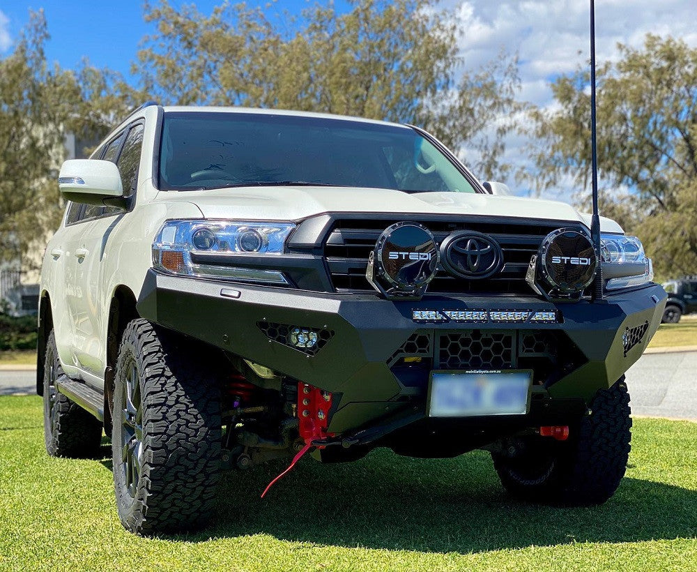 Offroad Animal - Predator Bull bar, To suit Toyota Land Cruiser 200 Series, 2015-2021
