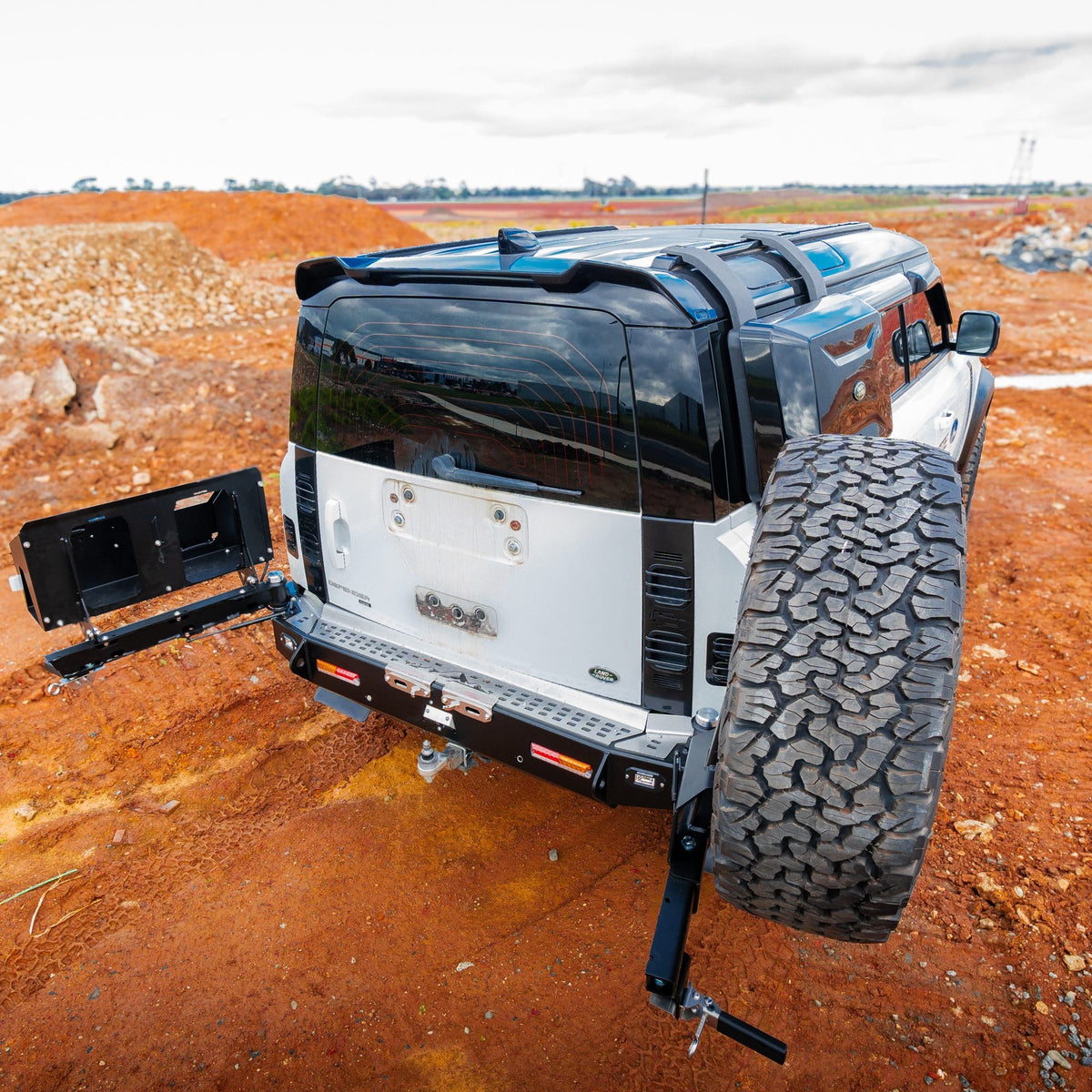 The Cruiser Company - Land Rover Defender 2020+ Rear Bar