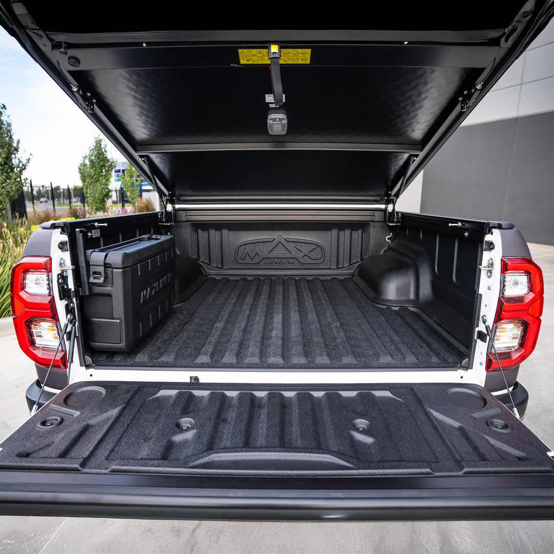 Maxliner Mitsubishi Triton 2024 + 5 piece Tub Liner
