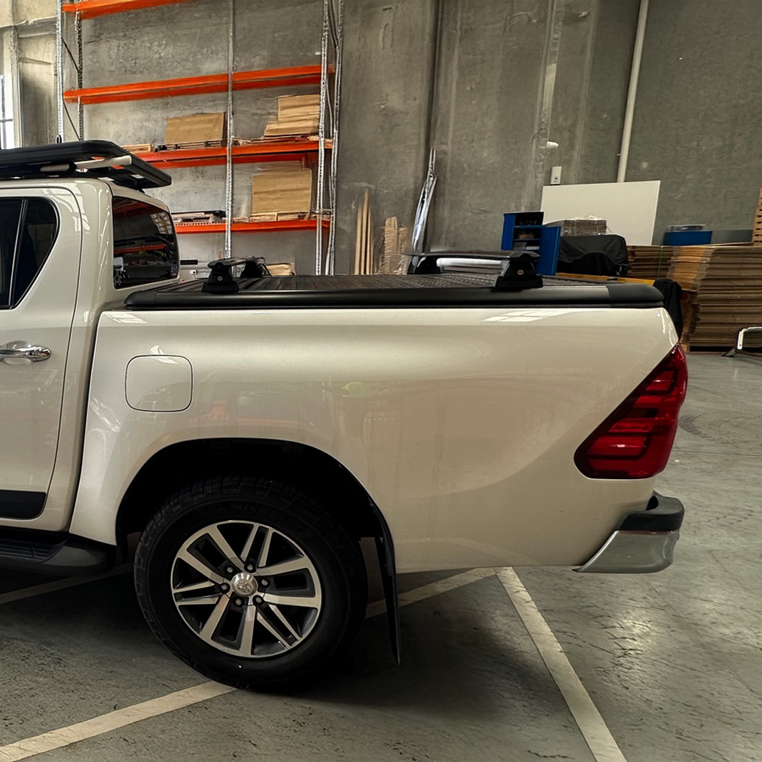 Maxliner Cross Bars for Aluminium Hard Lid