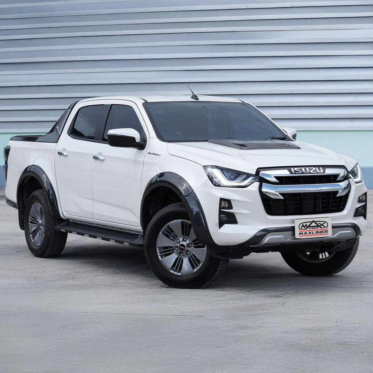 Maxliner Isuzu D-MAX 2020+ Fender Flares