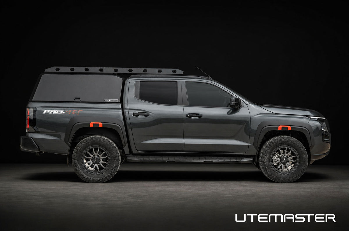 Nissan Navara Centurion Tub Canopy – STX
