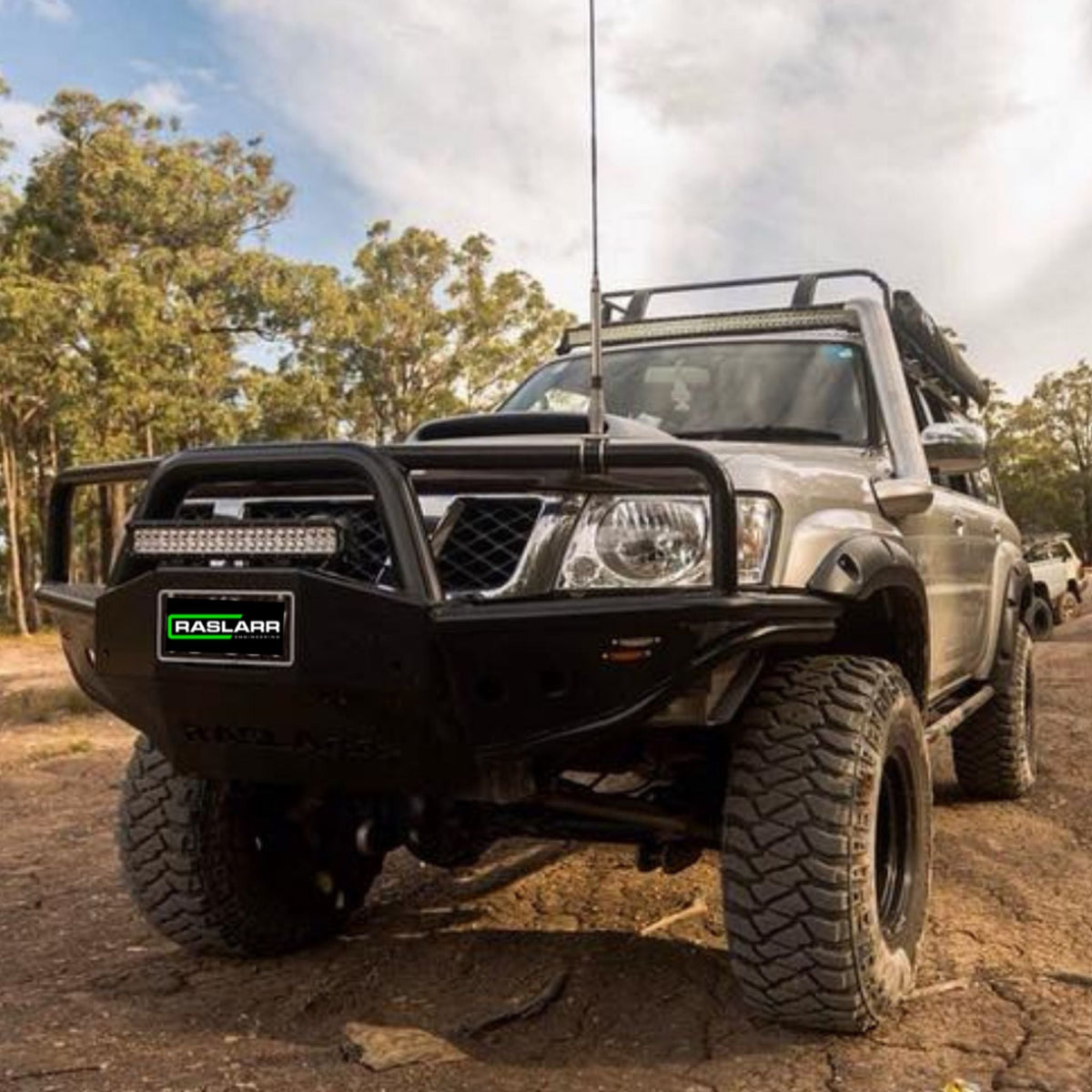 GU Nissan Patrol Hooped Azza Bull Bar - Series 1-3 / High Mount Winch
