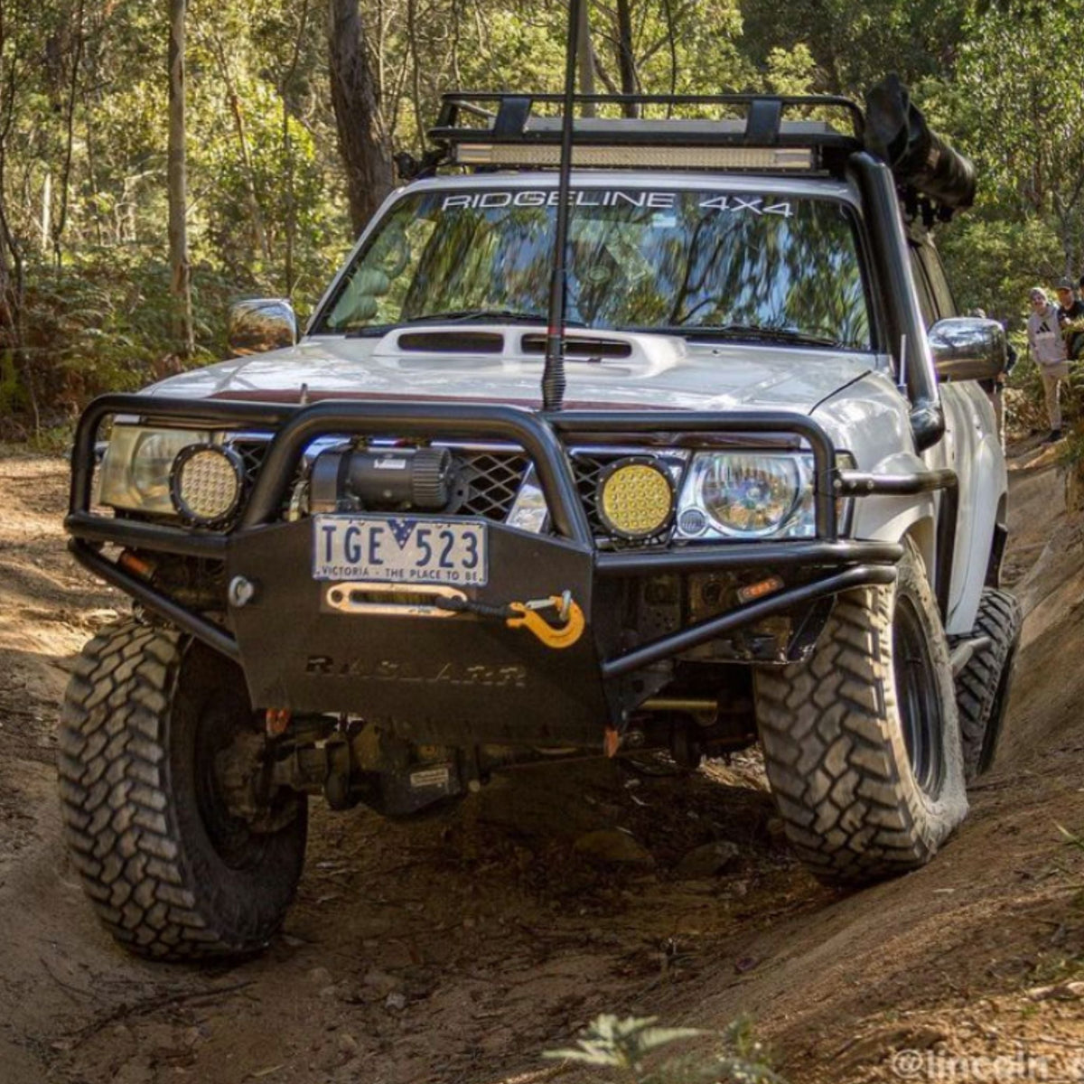 GU Nissan Patrol Hooped Comp Bar - Series 4 / High Mount Winch