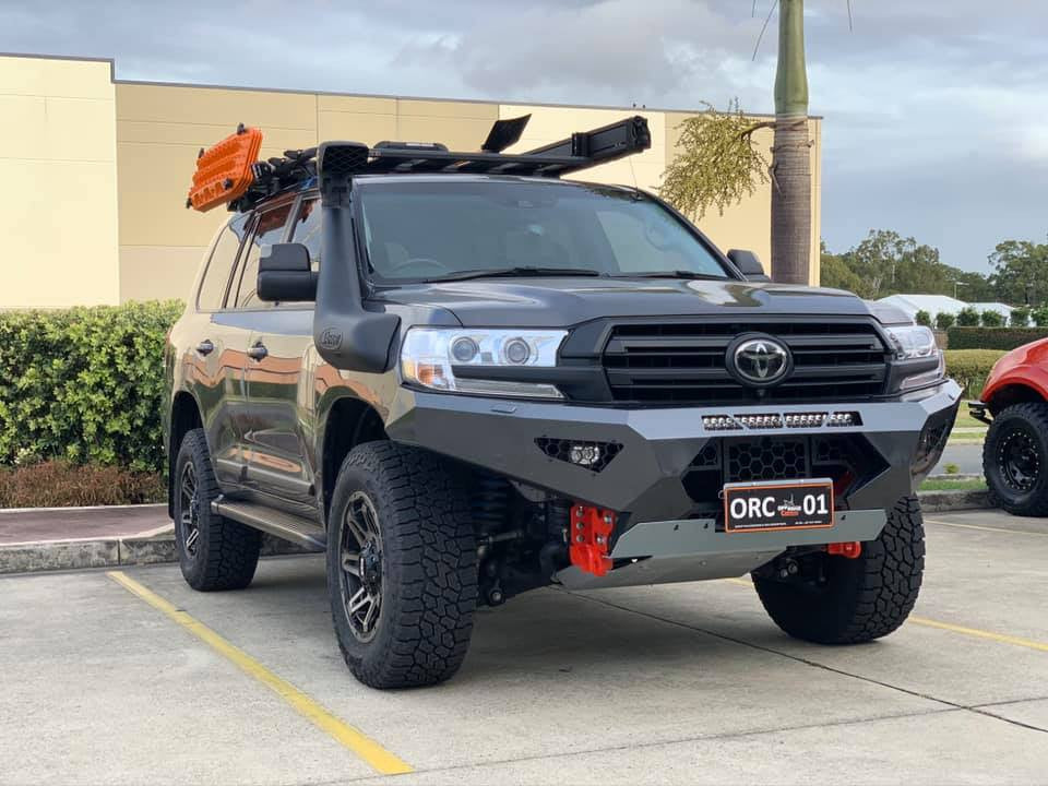 Offroad Animal - Predator Bull bar, To suit Toyota Land Cruiser 200 Series, 2015-2021