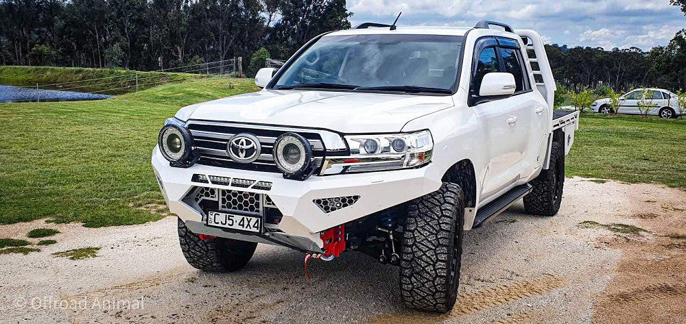 Offroad Animal - Predator Bull bar, To suit Toyota Land Cruiser 200 Series, 2015-2021