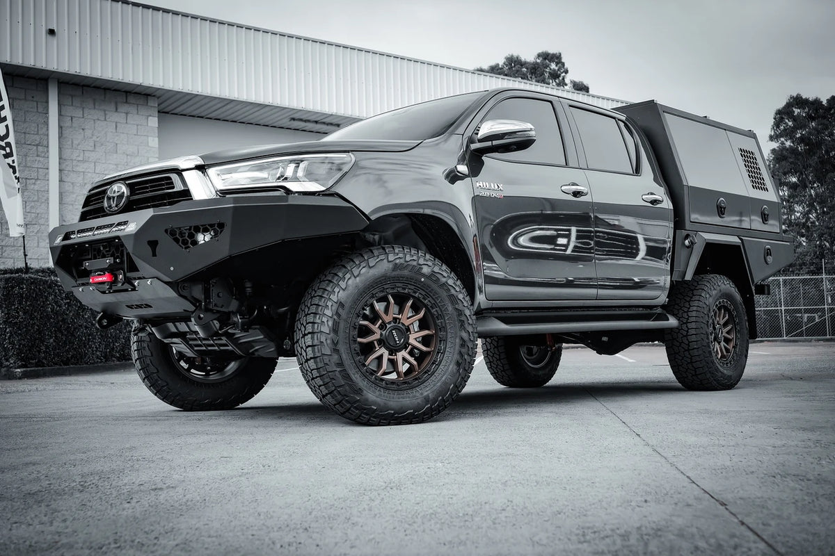 Offroad Animal - Predator Bull bar, To suit Toyota Hilux N80, 2020-2025 (MY21-MY25)