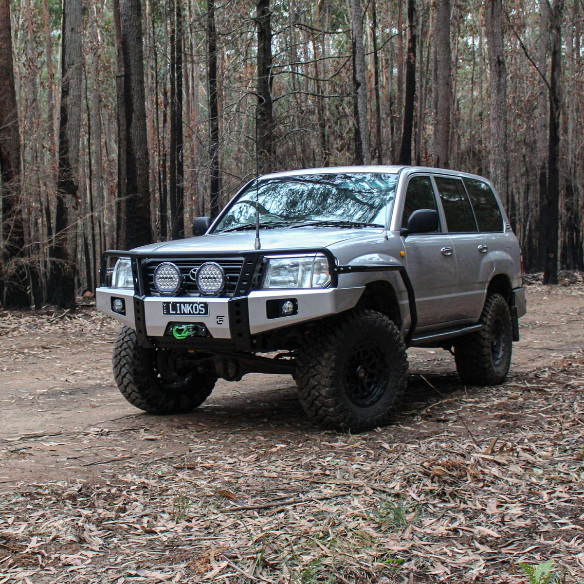 105 Series Toyota LandCruiser Dallas Bull Bar - 2000