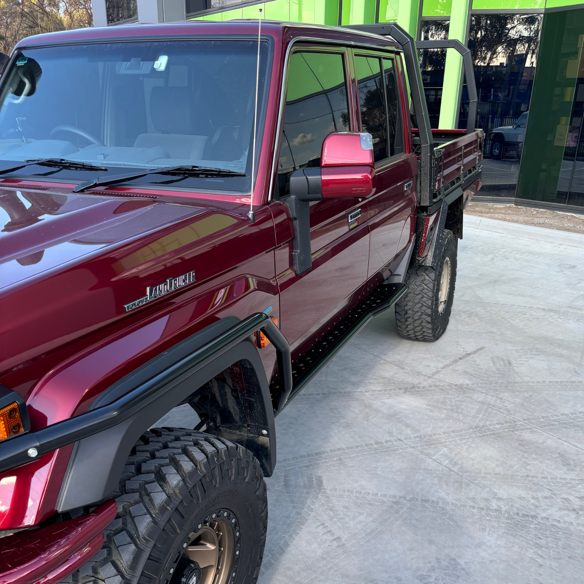70 Series Facelift Dual Cab Sliders & Rails - Custom Tops
