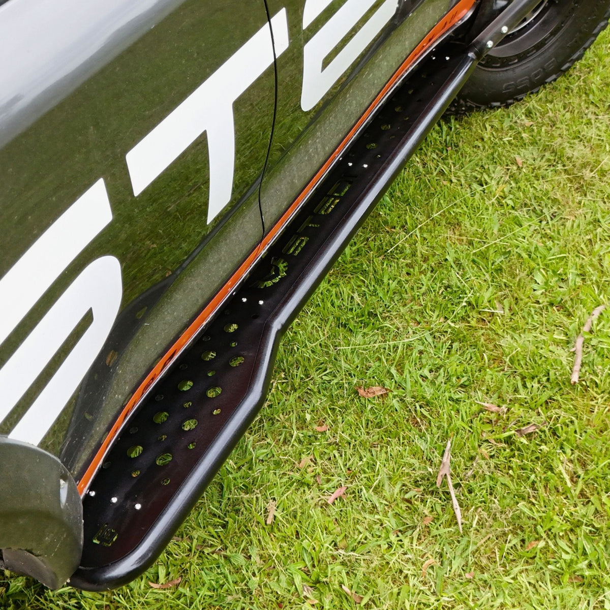 200 Series Toyota LandCruiser Revolution Rock Sliders - Custom Top / VX / Yes KDSS