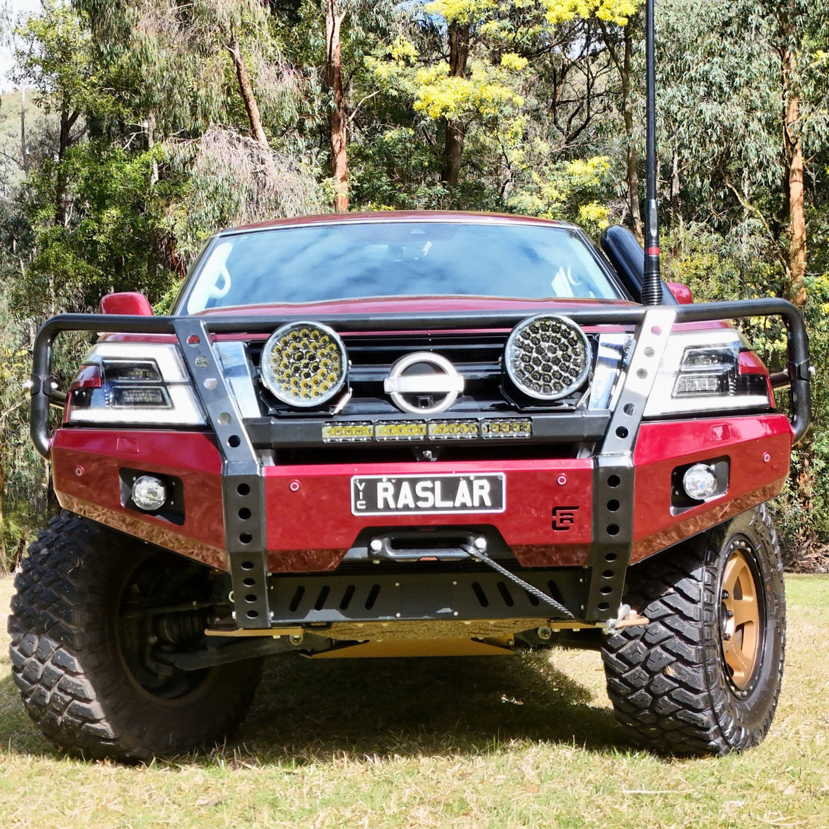 Raslarr - S5 Y62 Nissan Patrol Hooped (Dallas) Bull Bar