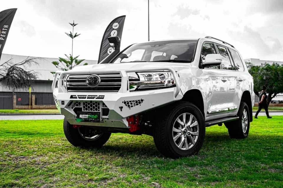 Offroad Animal - Toro Bull bar, To suit Toyota Land Cruiser 200 Series, 2015-2021