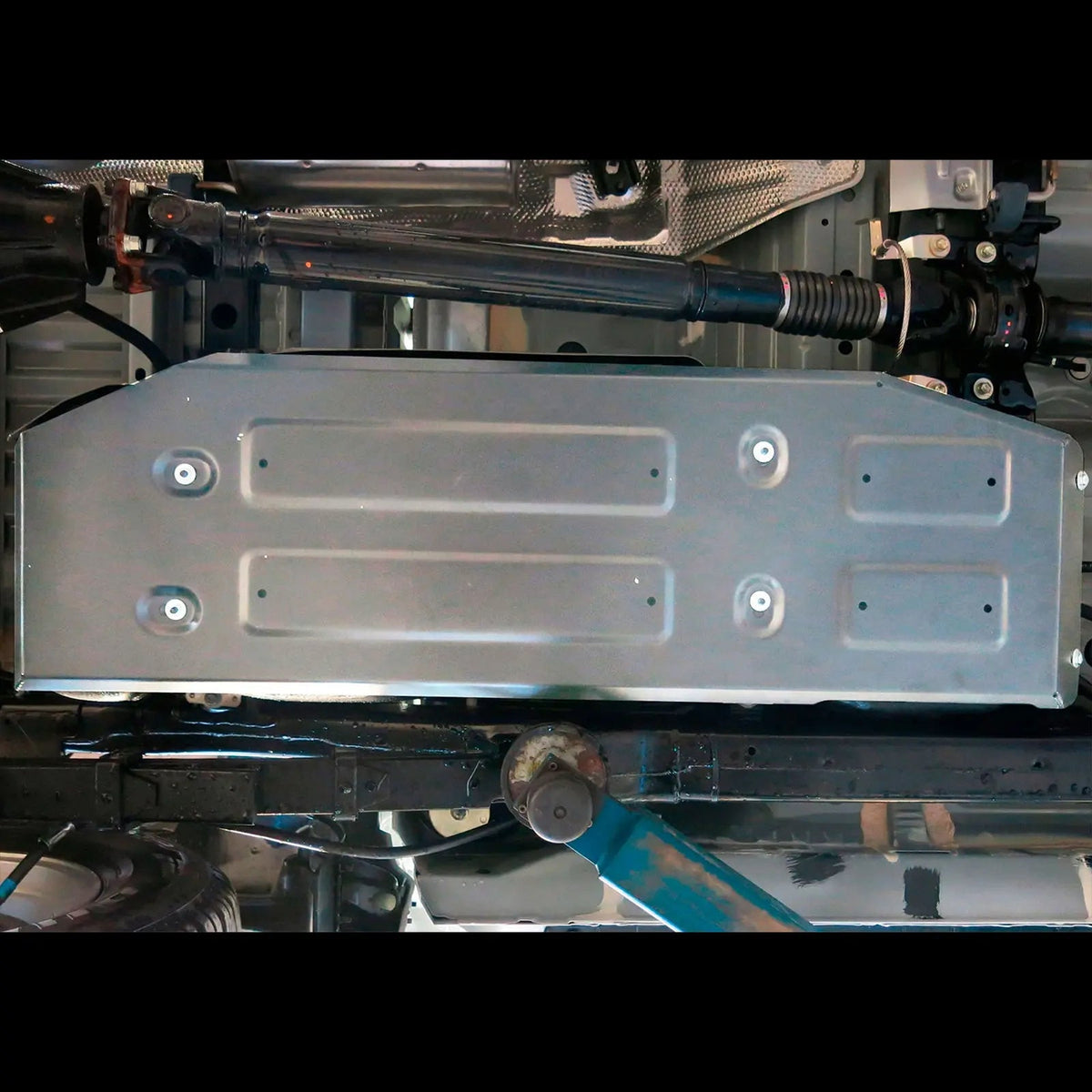 Aluminium Fuel Tank Bash Plate - Toyota Hilux (2015–2025)