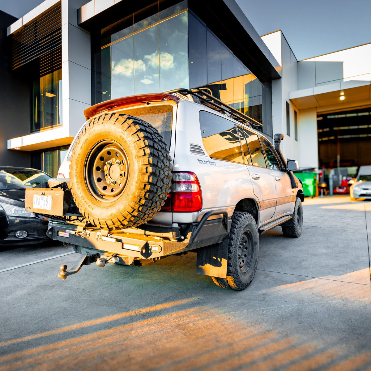 The Cruiser Company - Toyota LandCruiser 100 Series Side Steps