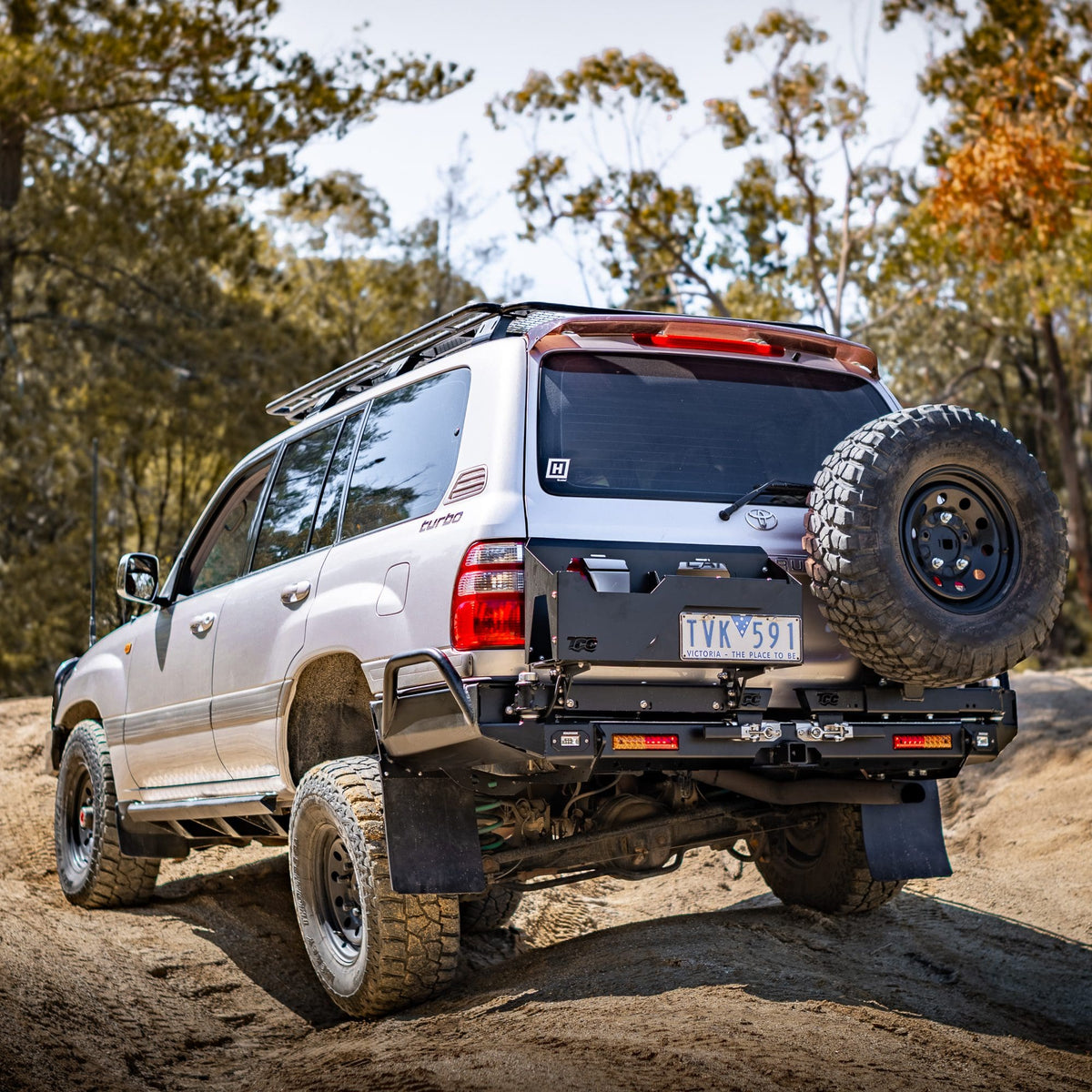 The Cruiser Company - 100 Series Rear Bar Tow Bar