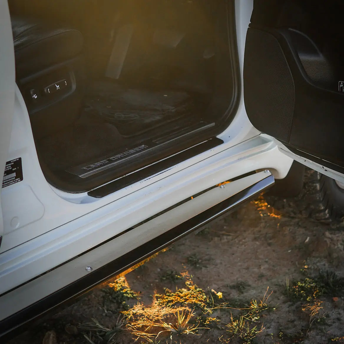 The Cruiser Company - Toyota LandCruiser 200 Series Side Steps