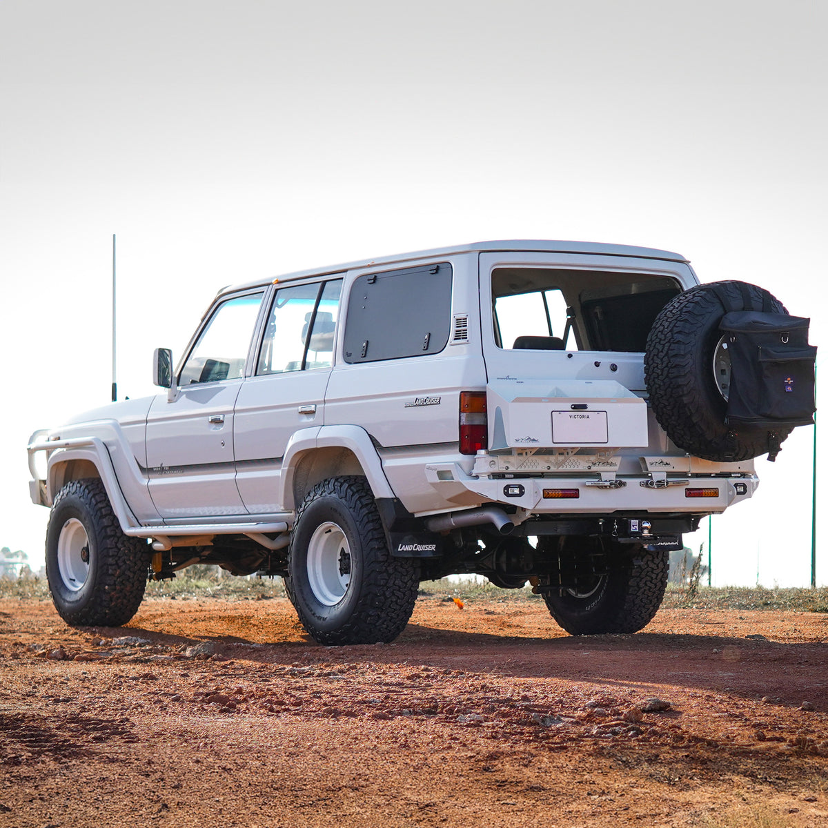 The Cruiser Company - 60 Series Rear Bar