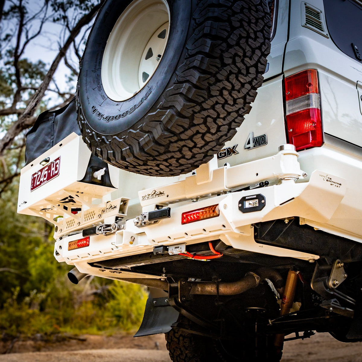 The Cruiser Company - 60 Series Tow Bar Rear Bar