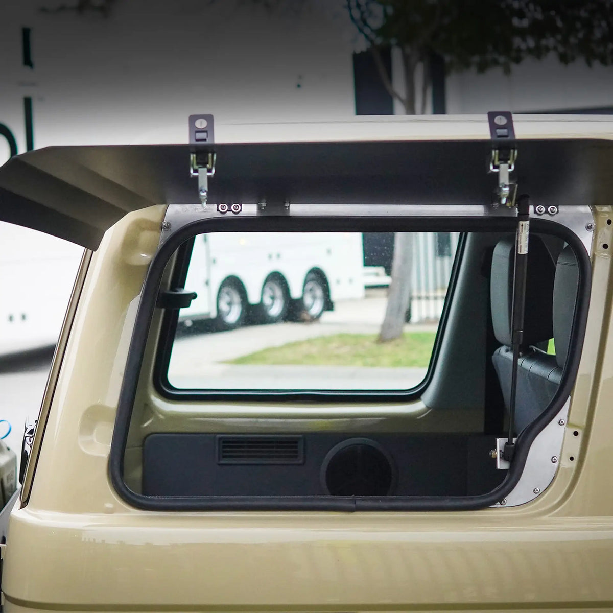The Cruiser Company - Toyota LandCruiser 76 Series Lift Up Window