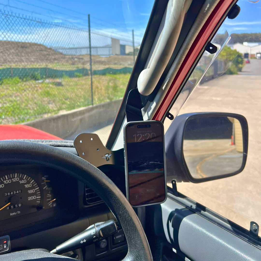 Toyota Land Cruiser 80 Series Phone and UHF Mount