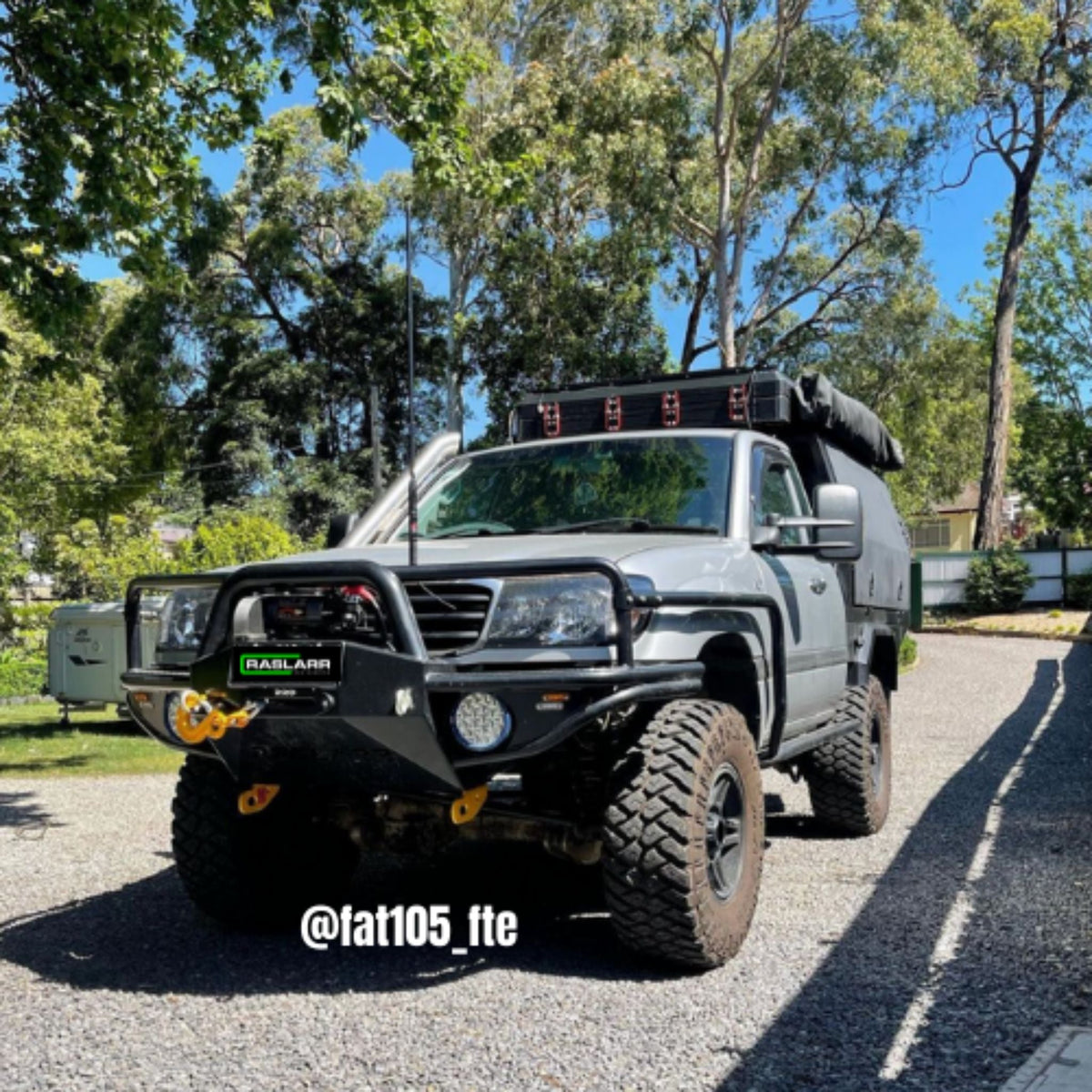 105 Series Toyota LandCruiser 7" Azza Bar - 2007 / High Mount Winch