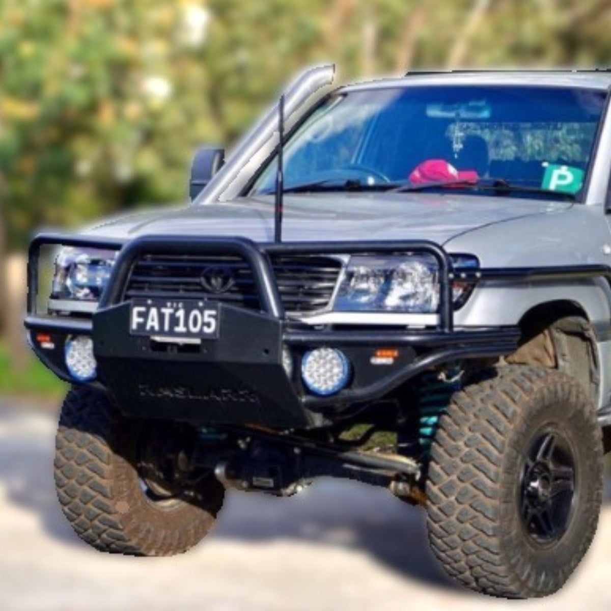 105 Series Toyota LandCruiser 7" Azza Bar - 2007 / High Mount Winch