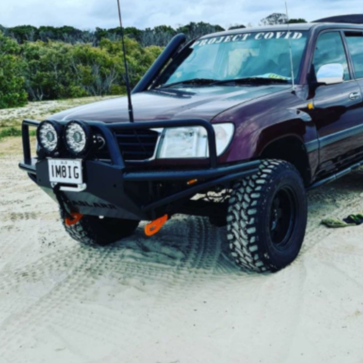 105 Series Toyota LandCruiser Comp Bull Bar - 2004 / High Mount Winch