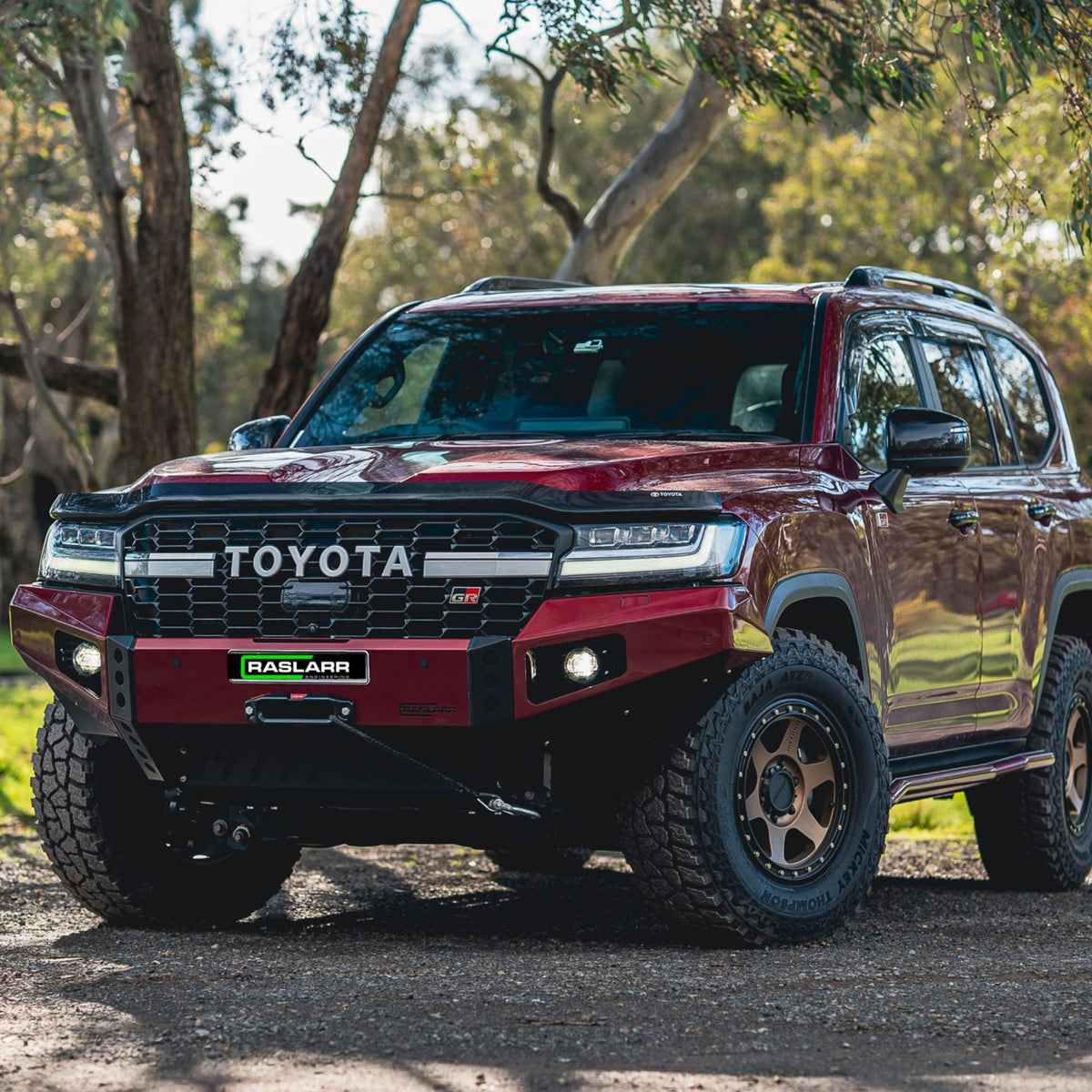 300 Series Toyota LandCruiser No Hoop Bull Bar - Sahara